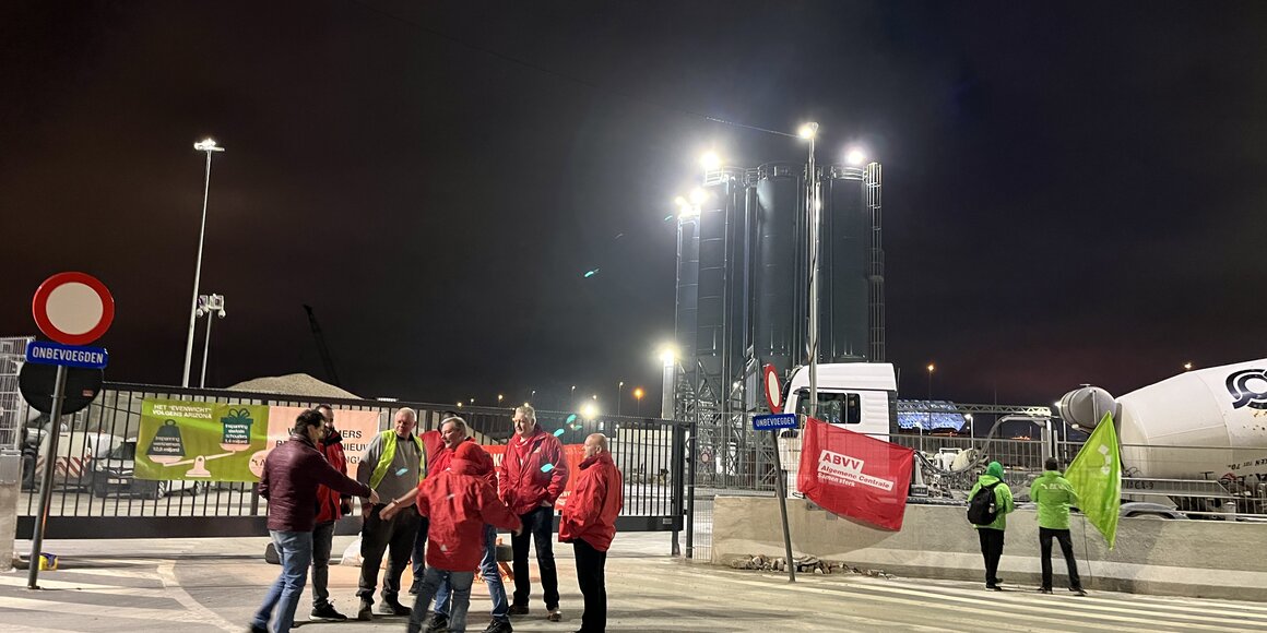 Piket betoncentrale TM Roco Straatsburgdok - Antwerpen - 3.jpg